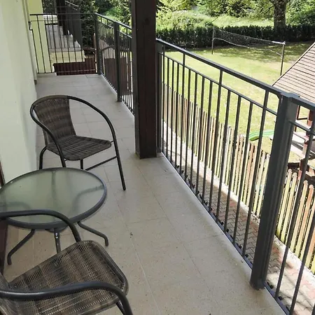 Apartment Holiday Flat In For 5 Persons - Top Location